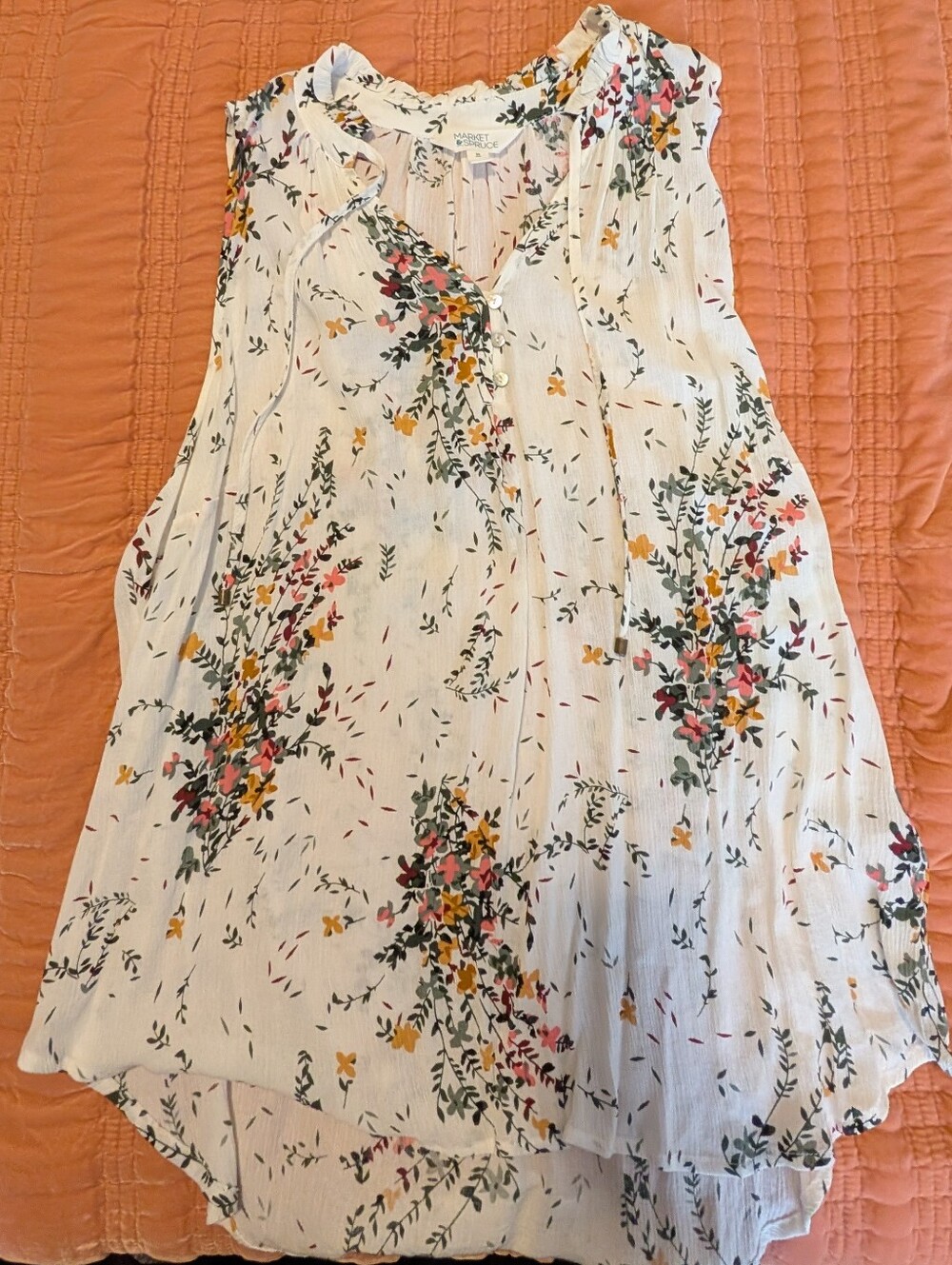 Market & Spruce White Floral Tie-Front Sleeveless Camisole
